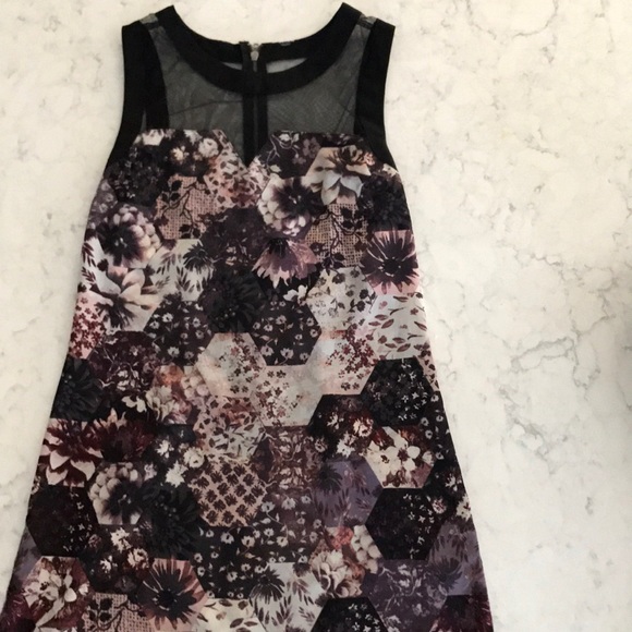 Purple mini dress🌸🌺🌷 - Picture 4 of 5